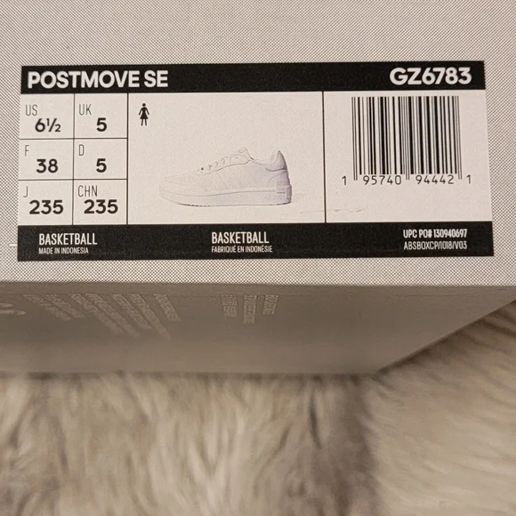 ADIDAS Postmove Basketball Runners - Picture 11 of 15
